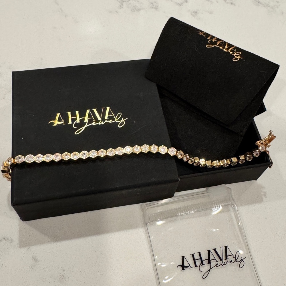 NEW Ahava Jewels Hexagon CZ & Gold Plated Tennis Bracelet - Picture 15 of 15